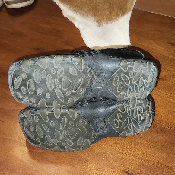 Dr Martens Vintage - Black Leather Shoes - Picture 3 of 4